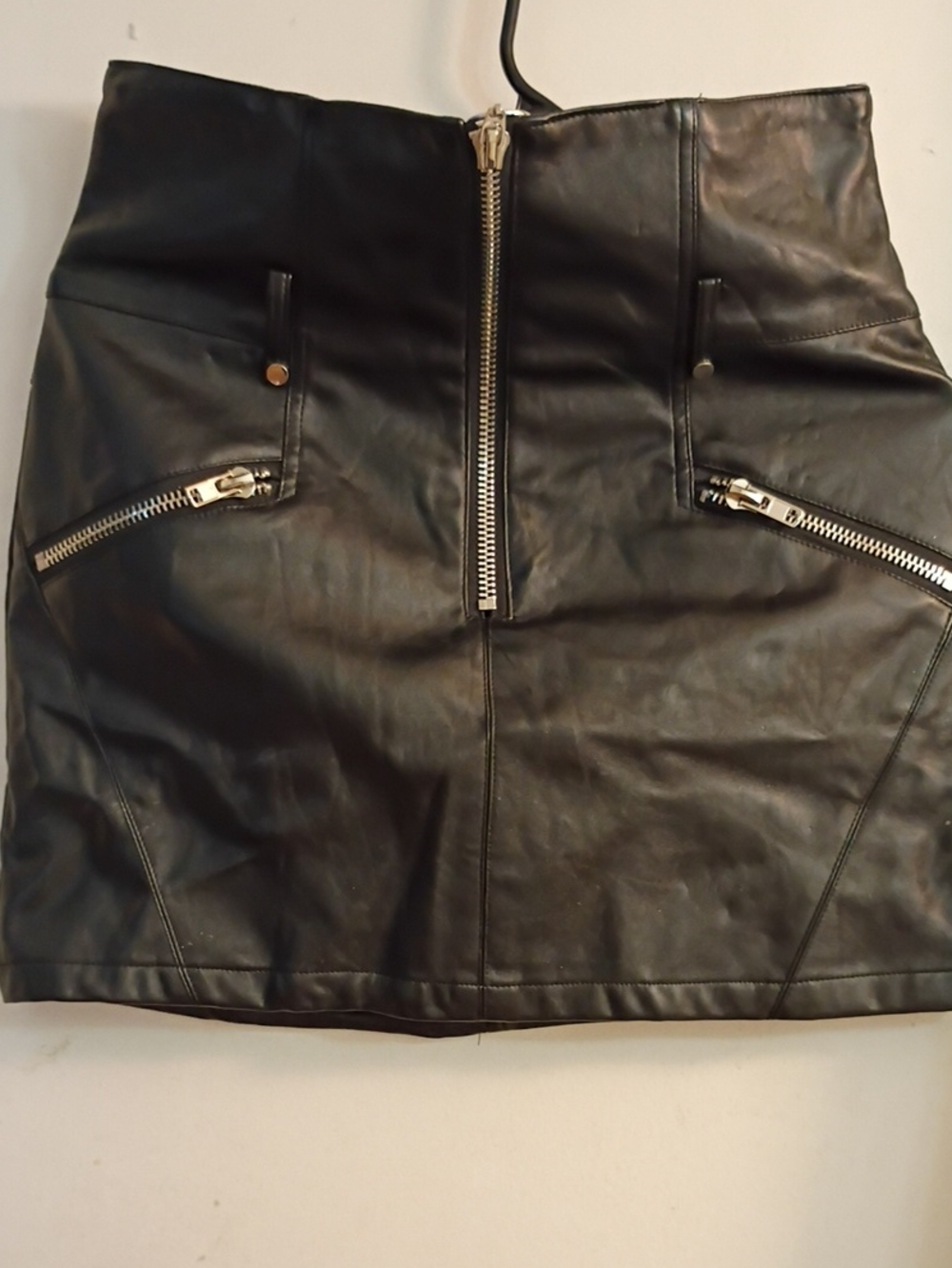 essue Black Faux Pleather Mini Skirt with Silver Zippers